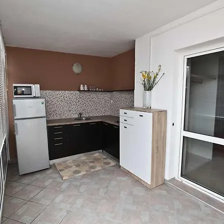 14658d * Pakoštane